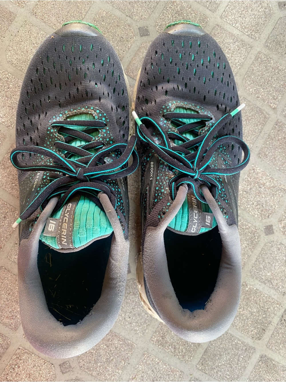 Brooks Women’s Glycerin 16 Athletic Shoes - Gray with Teal Accents
